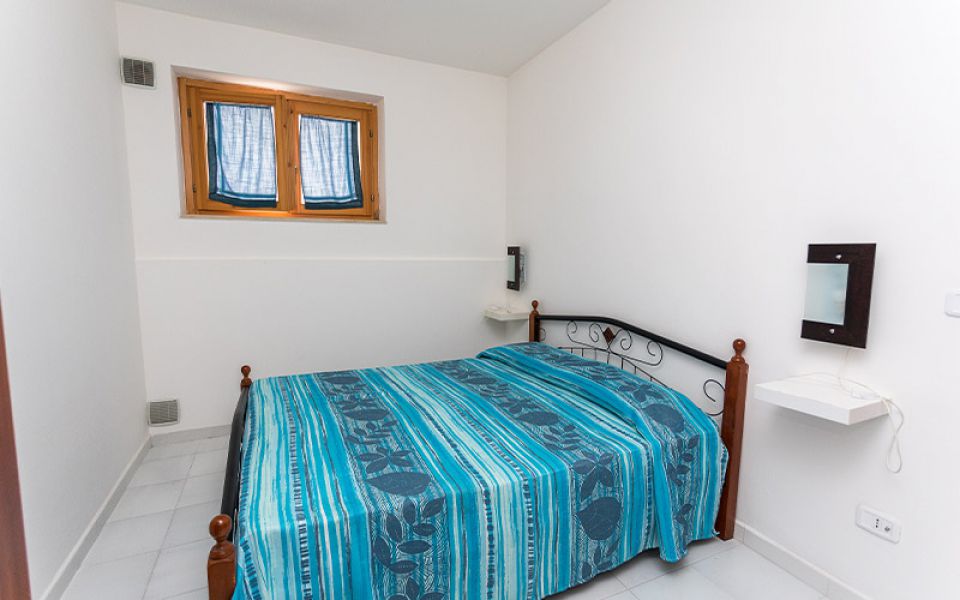 camera-da-letto-vega-san-nicola-arcella