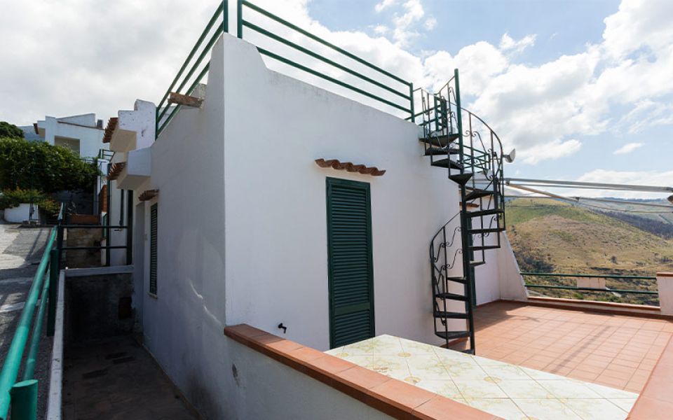 esterno villetta in vendita villaggio del bridge san nicola arcella