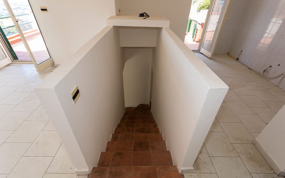 interno scale villetta a schiera villaggio bridge